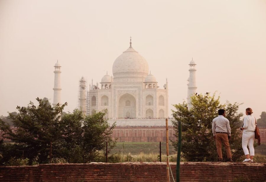Skip-The-Line Taj Mahal Guided Tour With Optional Add-Ons