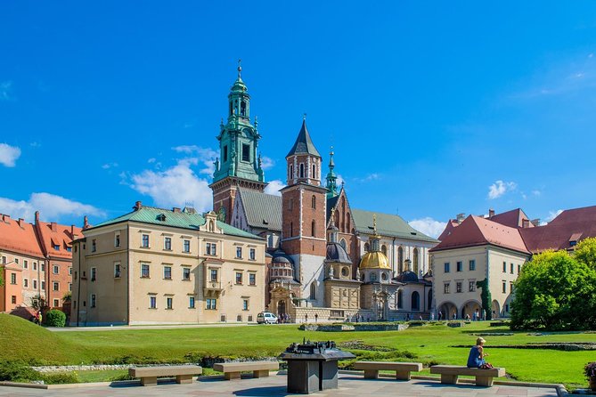 Skip-the-line Wawel Cathedral in Krakow Private Tour - Tour Overview