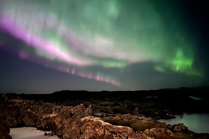 Small Group Hunting for the Northern Lights in Reykjavík Engus
