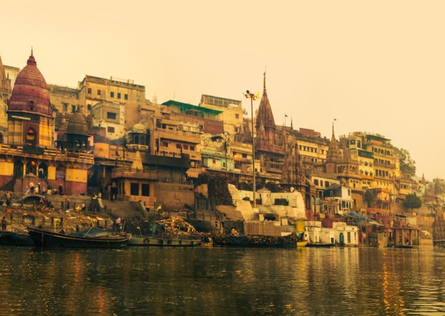 Spiritual Tour in Varanasi With a Local- 2 Hours Tour