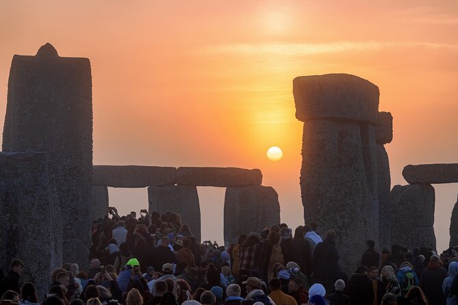 Stonehenge Summer Solstice Tour From London: Sunset or Sunrise Viewing - Unique Solstice Experience