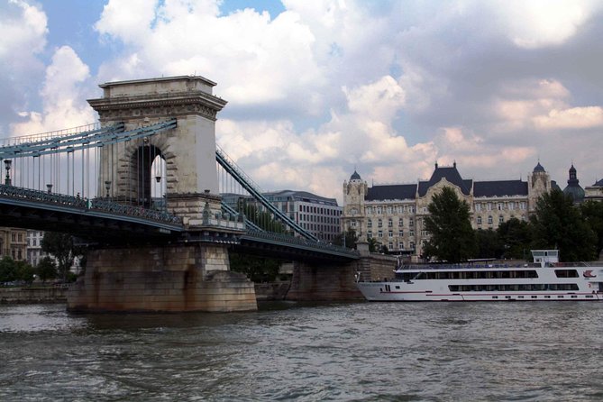 Summer Time Booze Cruise Budapest Sightseeing Danube Tour