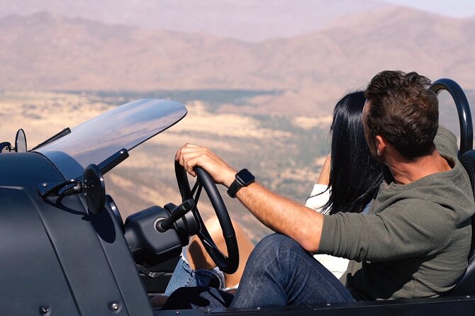 Sunset Cliffs and Beaches Tour in the GPS Guided Vanderhall GoCar - Navigating the GoCar