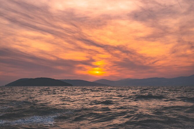 Sunset Tour From Split With Wine Included - Meeting and Pickup