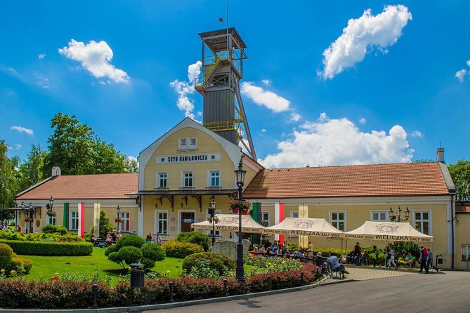 Super Saver: Auschwitz Birkenau & Wieliczka Salt Mine – Guide With Hotel Pickup