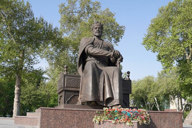 Tashkent Uzbek Local Food Tour (Street and Vegan Food)