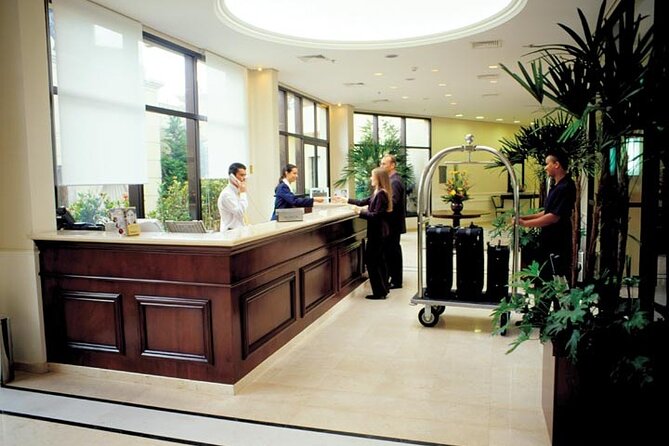 Taxi Transfer Executive GRU Airport X Sheraton Sao Paulo WTC