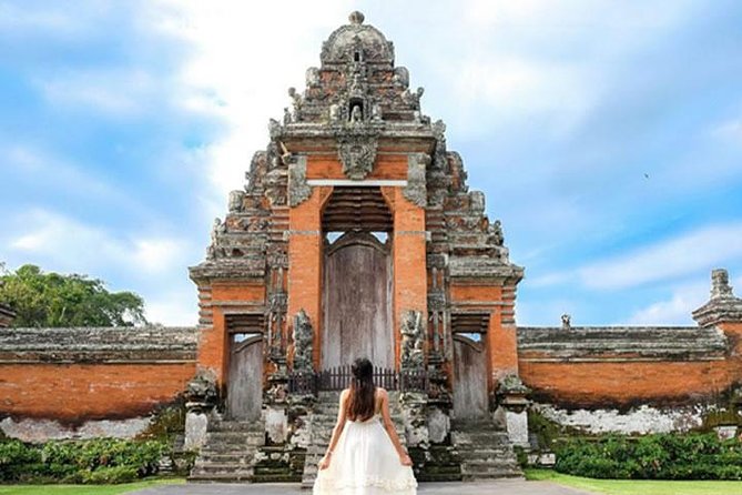 Temple of The Lake & Temple of The Sea Private Tour