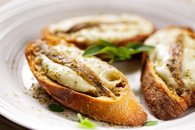 The Art of the Italian Aperitivo With a Local: Learn & Enjoy in Florence