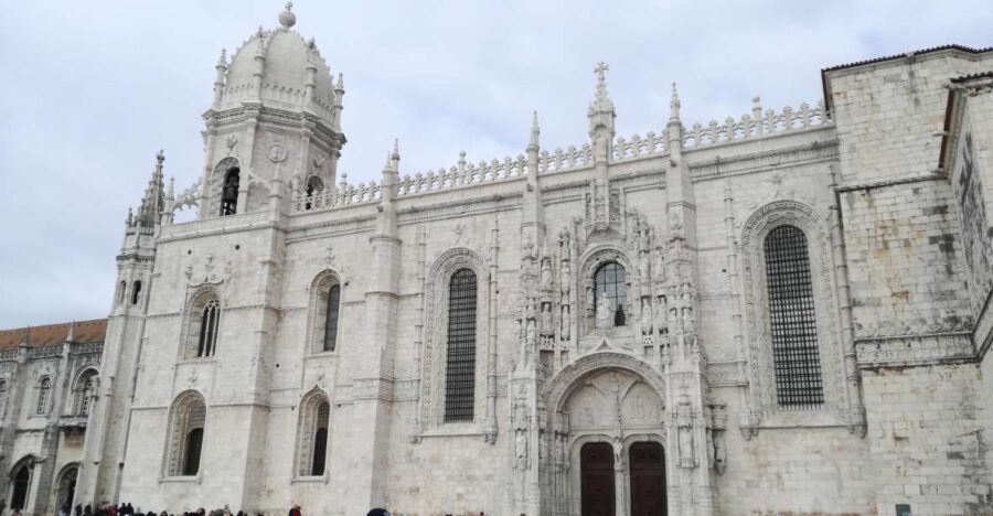 The Best Guiding Visit to Jeronimos & Tiket Included