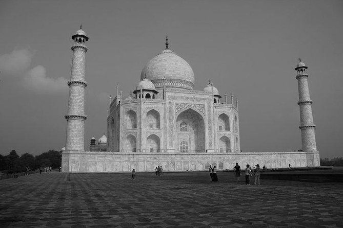 The Crown Jewel Tour Of Agra From New Delhi