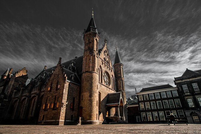 The Hague Highlights Small-Group Walking Tour With Local Guide