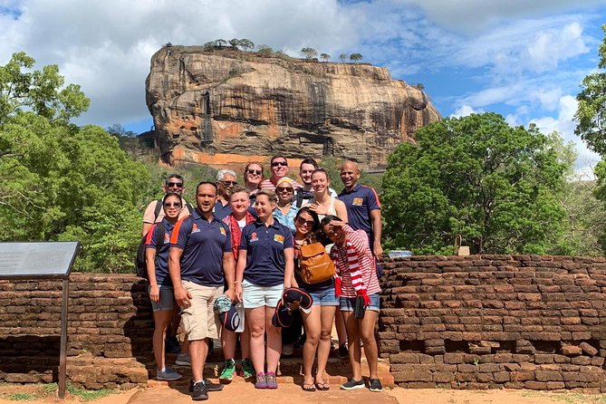 The Local Way - 7 Days Tour - Discover Kandys Historic Wonders