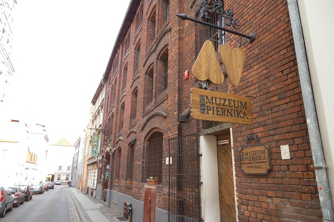 Torun Living Museum of Gingerbread and Old Town Private Walking Tour