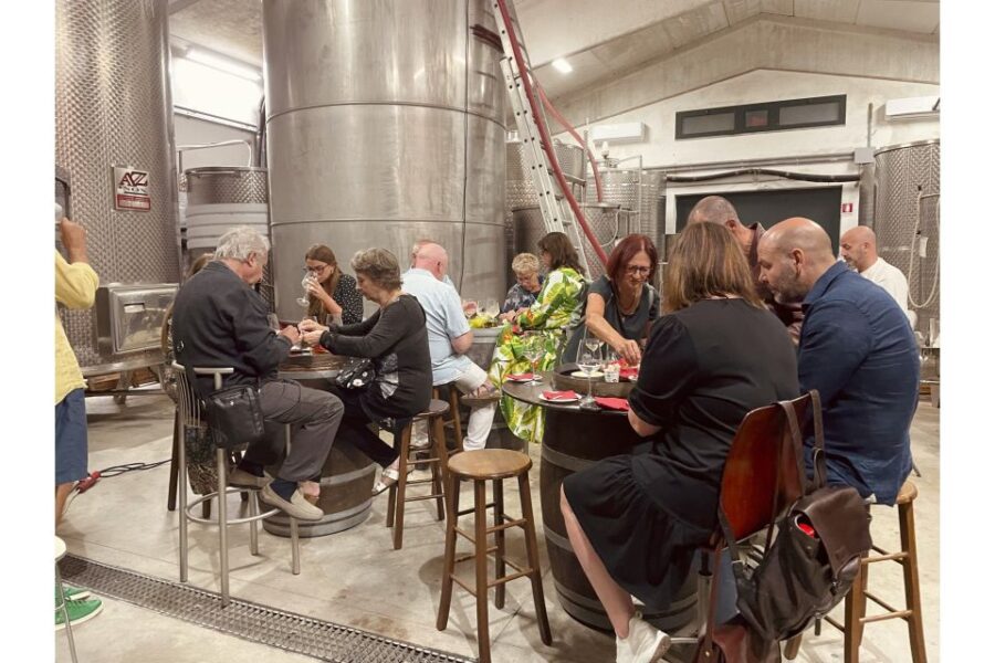 TOSCANA -Guided Tour, Wine Tasting, and Local/Syrian Bites - Tour Overview