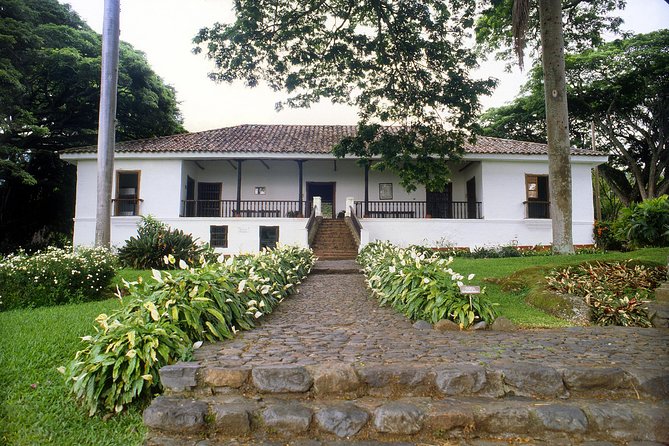 Tour De Haciendas With Lunch