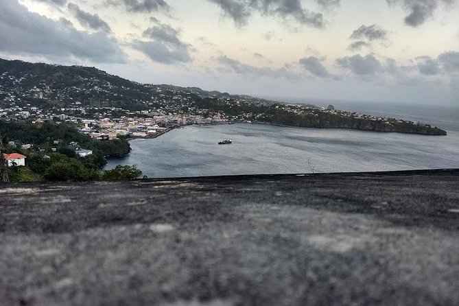 Tour Fort Charlotte, Pirates of the Caribbean and Wallilabou Falls