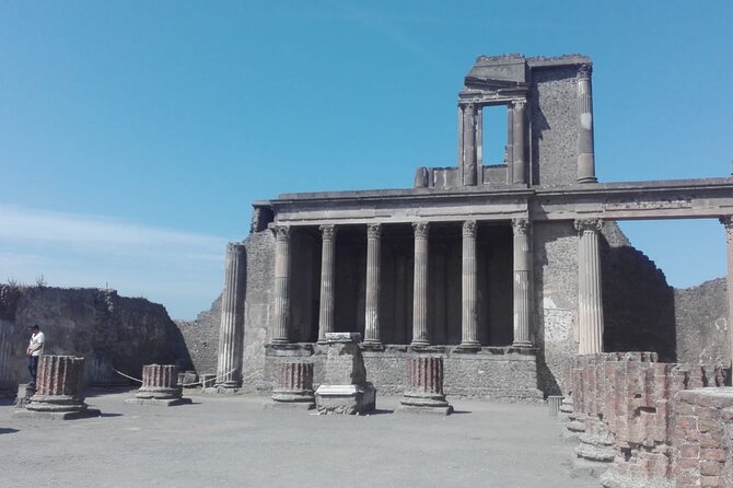 Tour of Naples, Herculaneum and Pompeii