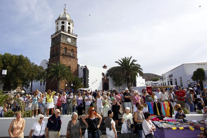 Tour Teguise Market Cesar Manrique Foundation