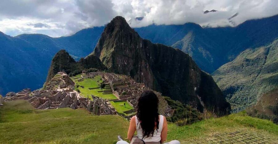 Tour to Machupicchu and Rainbow Mountain