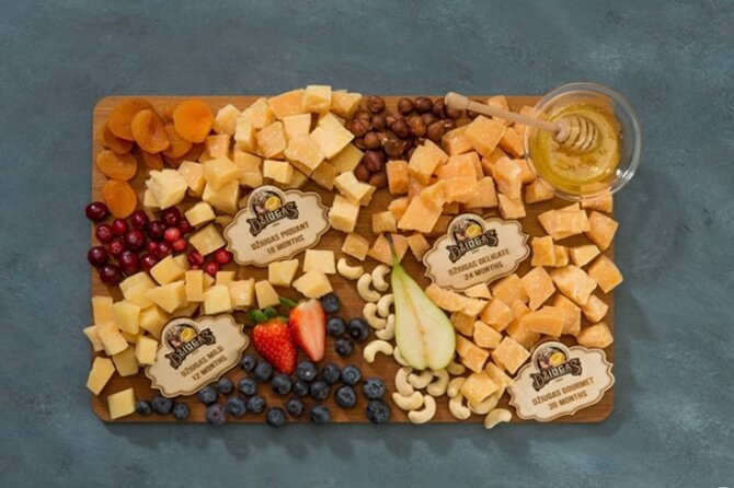 Traditional Cheese Tasting in Vilnius