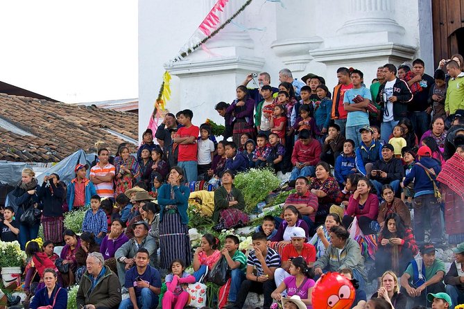 Traditional & Colorful Chichicastenango Market – Private Day Tour