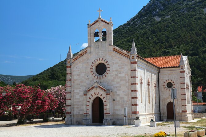 Transfer From Split to Dubrovnik With 2 Hours Stop in Ston Town - Pricing and Guarantee Details