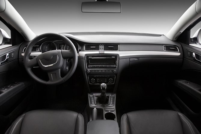 Transfer in Private Vehicle From Boston Airport (Bos) to City Downtown