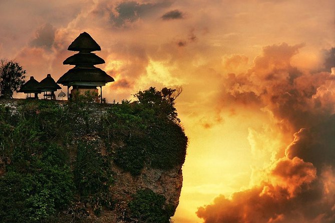 Uluwatu Temple Tour With Eat Pray and Love (EFL) Beach Visit - Tour Overview