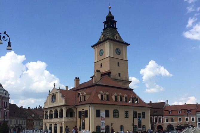 Uncover Transylvania: Private 2-Day Tour Bears & Medieval Wonders