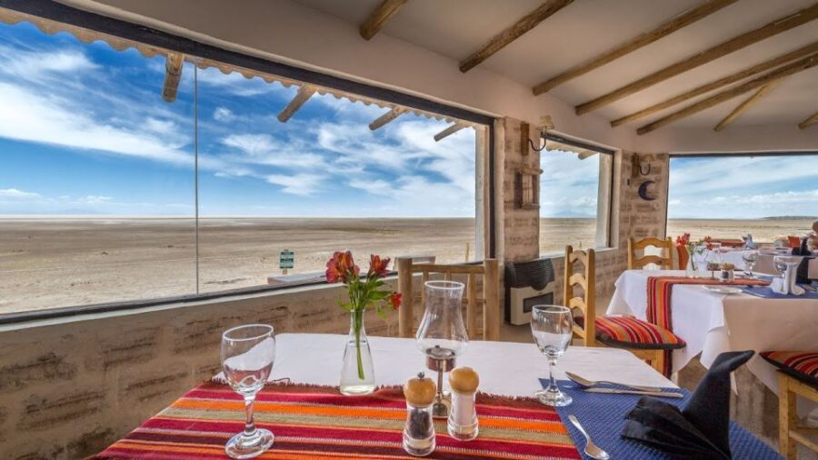 Uyuni: Night of Stars + 4 Star Salt Hotel | Private |