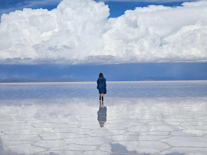 Uyuni: Salt Flats Day Tour With Lunch & Sunset