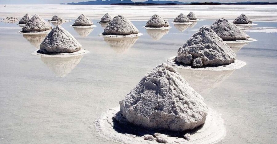 Uyuni Salt Flats Private Tours (1 Day)