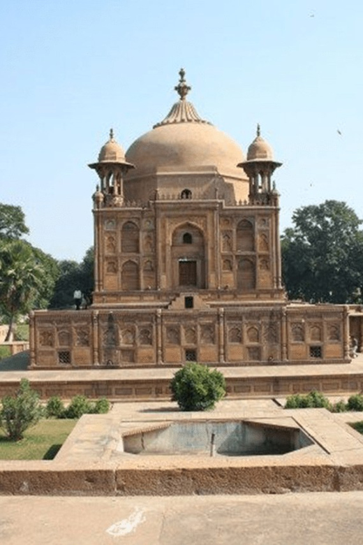 Varanasi: Private Prayagraj Full Day Tour