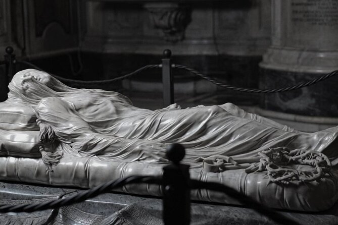Veiled Christ Walking Tour of Napoli With Ticket Included
