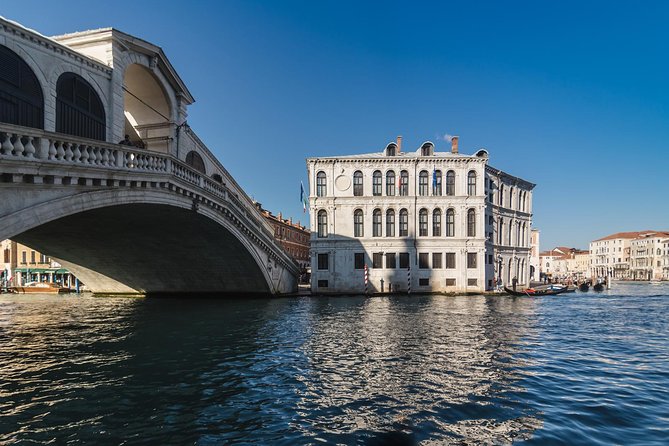 Venice Highlights Walking Tour With Saint Marks Basilica and Gondola Ride