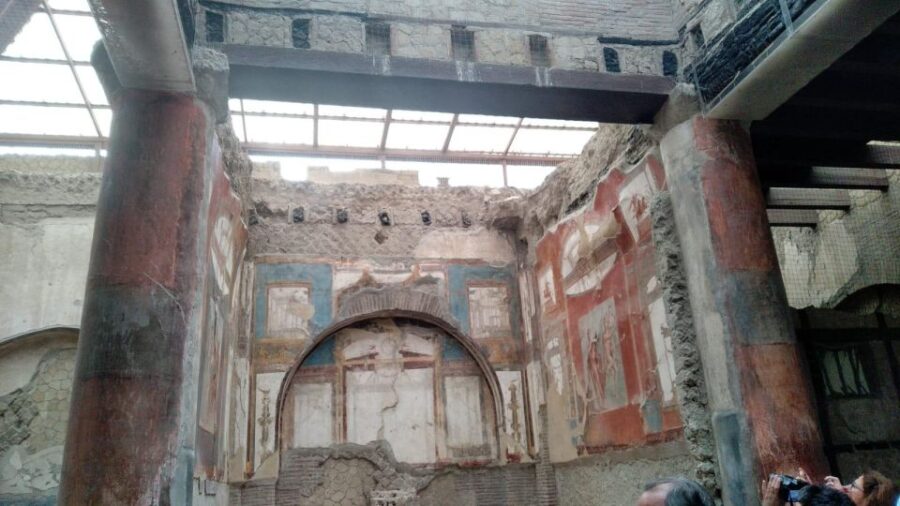 Visit Herculaneum With a Professional Guide