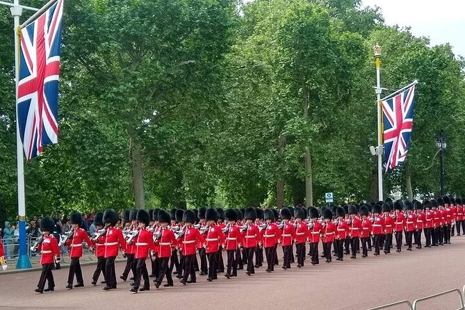 Visit Westminster Abbey & Churchill War Rooms & Westminster Tour