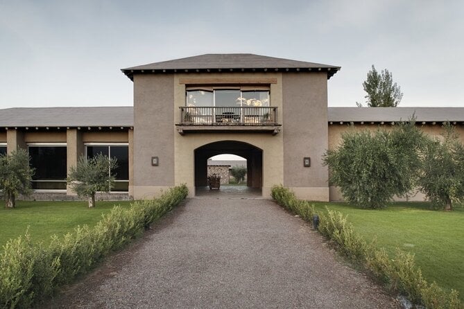 Vistalba Winery + Susana Balbo Lunch. (Michelin Guide) Transfer Inc
