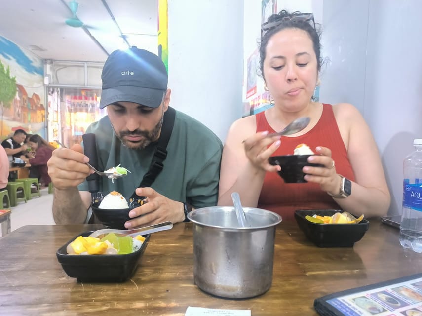 Walking Local Cuisine Tour of Ty