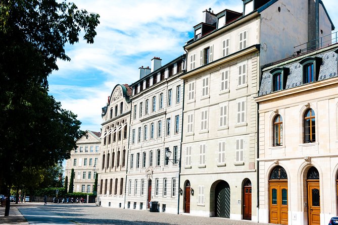 Walking Tour of Geneva for Private Groups With an Official Guide