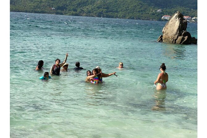 Whale Watching + City Tour + Cayo Levantado W/ Lunch + Transport - Transportation Options