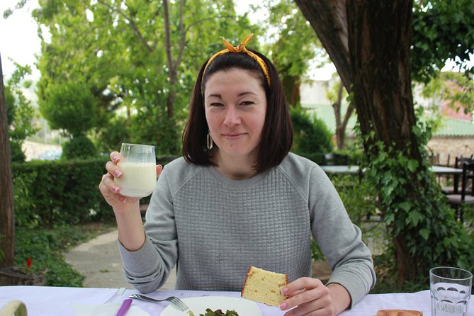 Wine Tasting & Food Tour in Roshnik Village /By Vato.Al