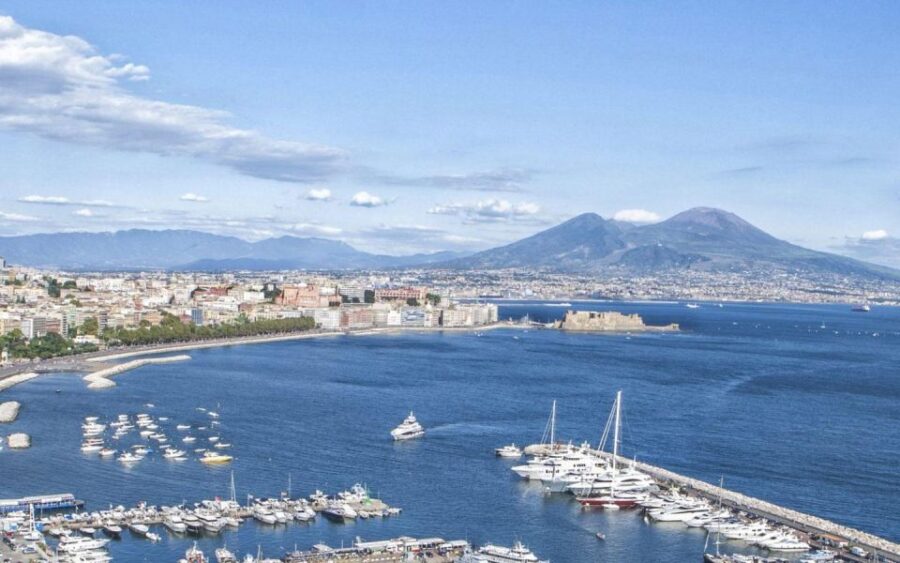Wonderful Visit Aroud Naples City With a Professional Guide