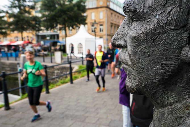 Worldwar 2 Running Tour Rotterdam - Inclusions and Souvenirs