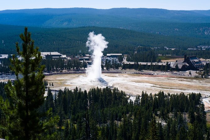 Yellowstones Old Faithful Self-Guided Walking Tour - Navigating the Self-Guided Walking Tour