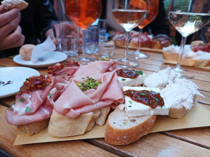 Venice: Guided Aperitivo Food Tour