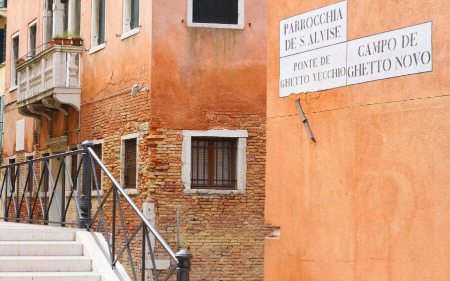 Venice: Jewish Ghetto Walking Tour and Synagogue Tour Option