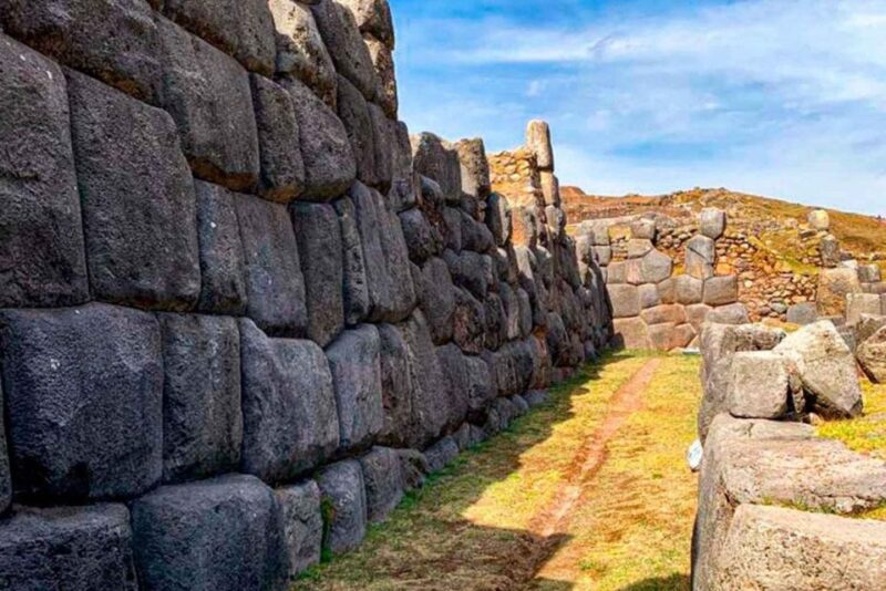 Cusco in 4 Days + Humantay Lake + Machu Picchu + Hotel 4☆ - Key Points