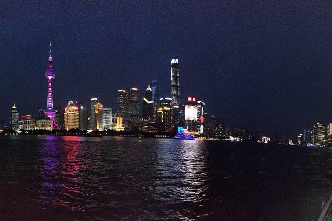 Shanghai River Luxury Cruise Tour With Dinner（Buffet） - Dining Experience
